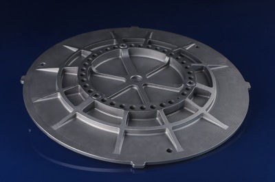 碳化硅（SiC）與氮化鋁（AlN）材料性能對比與應用分析